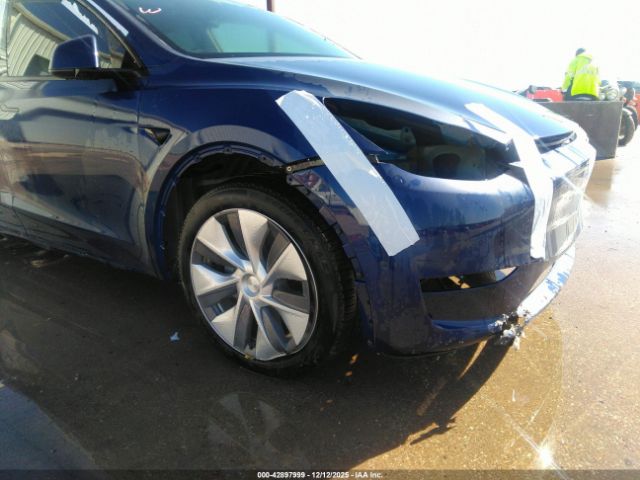 Tesla Model Y Long Range Dual Motor All-wheel Drive Image 14