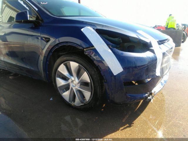 Tesla Model Y Long Range Dual Motor All-wheel Drive Image 14