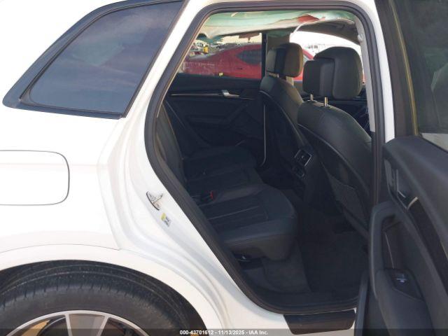 Audi Q5 45 Premium Image 10