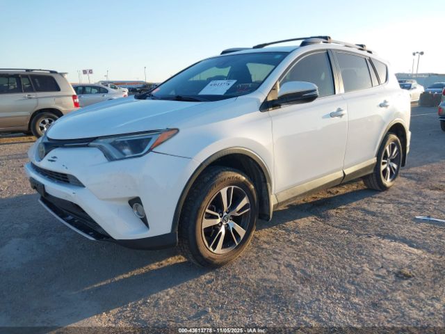 Toyota RAV4 Xle Image 2