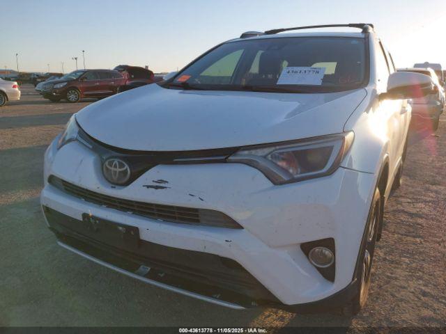 Toyota RAV4 Xle Image 15