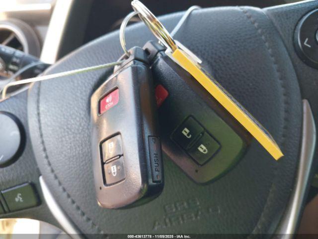 Toyota RAV4 Xle Image 6