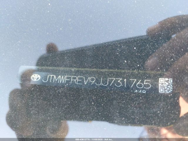 Toyota RAV4 Xle Image 12