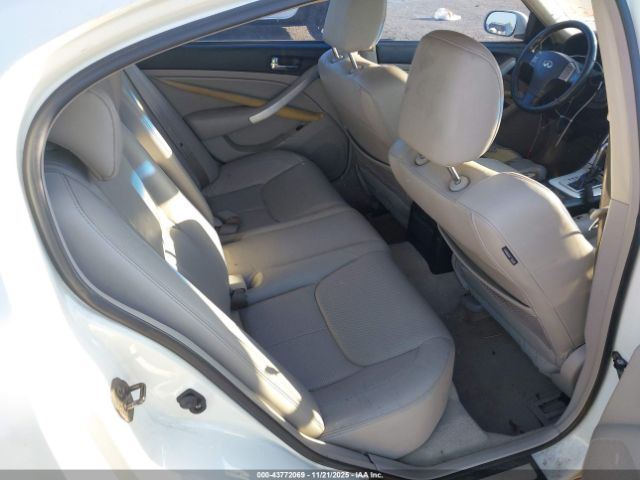 INFINITI G35 Image 11