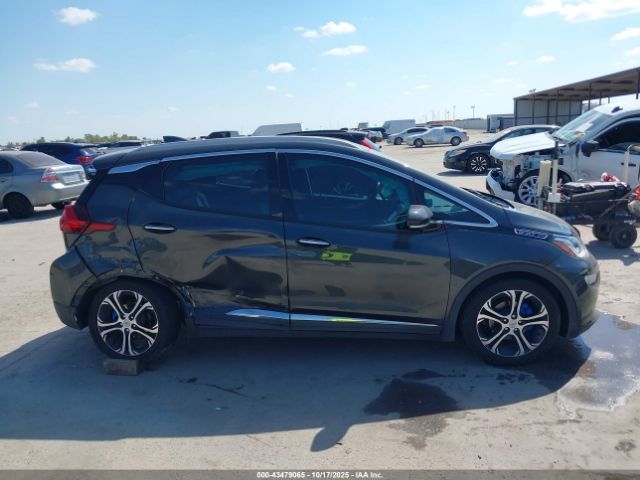 Chevrolet Bolt Premier Image 5
