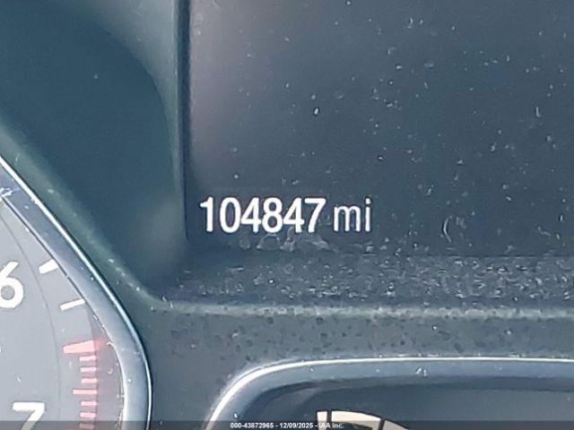 Ford Escape Titanium Image 17