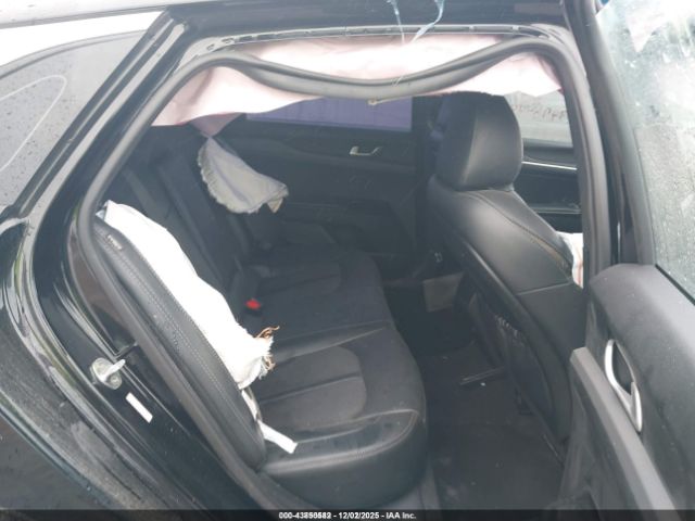 Kia K5 Gt-line Image 9