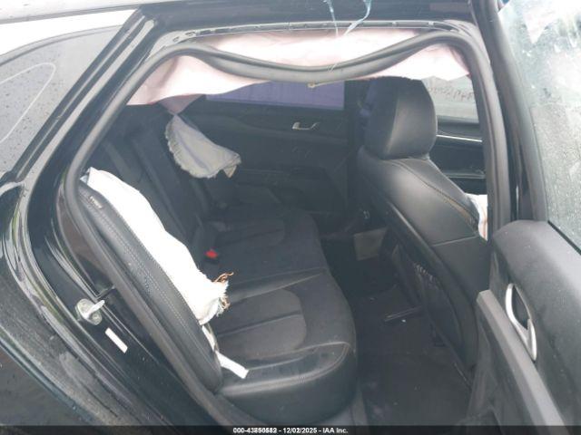 Kia K5 Gt-line Image 9