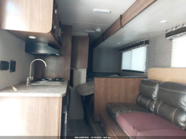 Heartland Pioneer M-185so Image 3