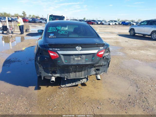 Nissan Altima 2.5 Sr Image 7