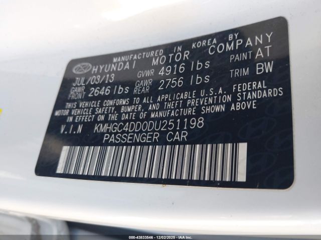 Hyundai Genesis 3.8 Image 10