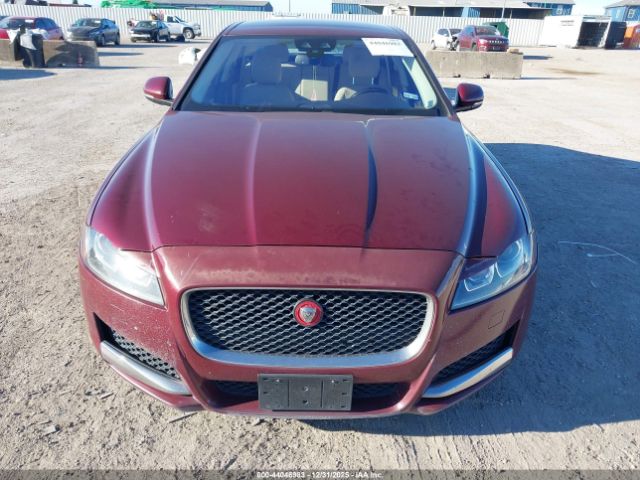 Jaguar XF 35t Premium Image 11