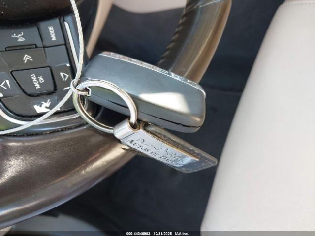 Jaguar XF 35t Premium Image 4