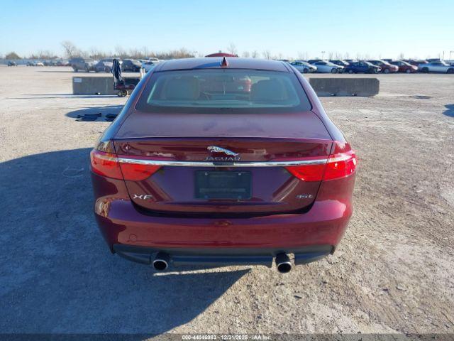 Jaguar XF 35t Premium Image 14