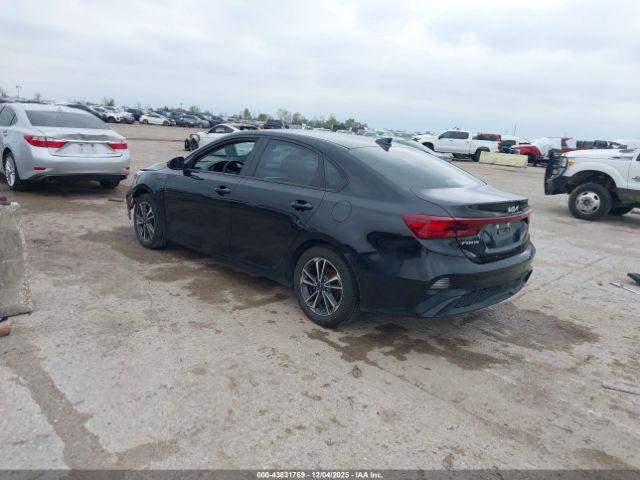 Kia Forte Lxs Image 5