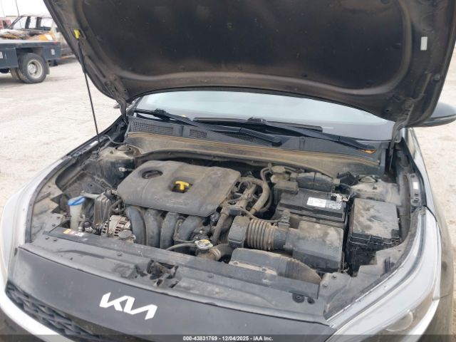 Kia Forte Lxs Image 13