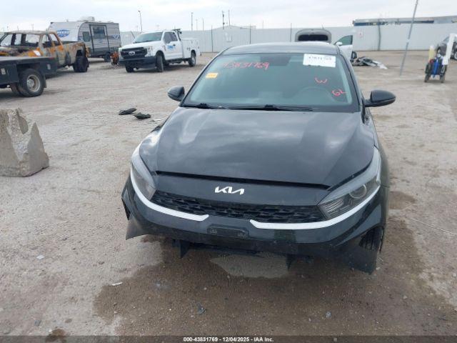 Kia Forte Lxs Image 8