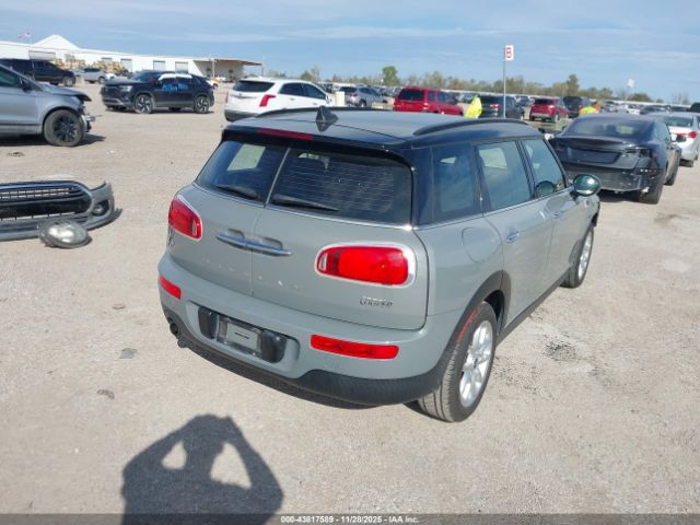 MINI Clubman Cooper Image 2