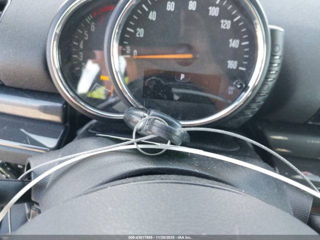 MINI Clubman Cooper Image 12