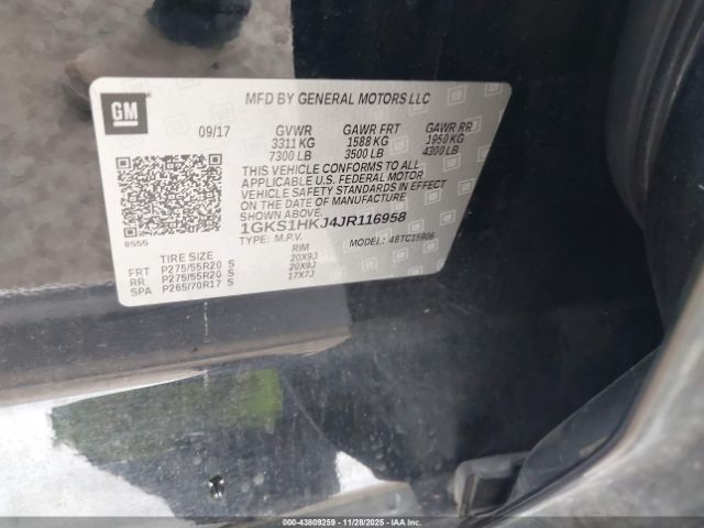 GMC Yukon Denali Image 15