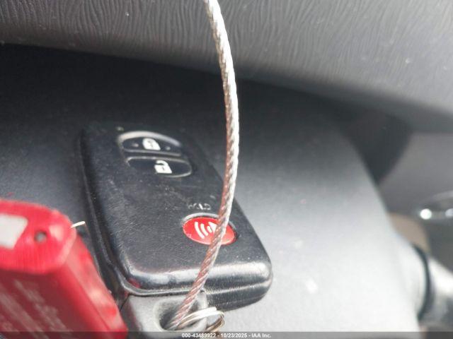 Toyota Prius Ii Image 7