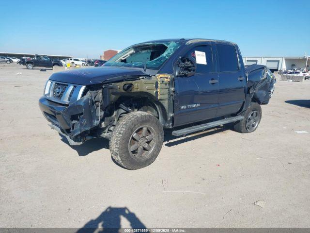 Nissan Titan Pro-4x Image 7