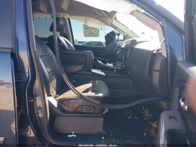 Nissan Titan Pro-4x Image 2