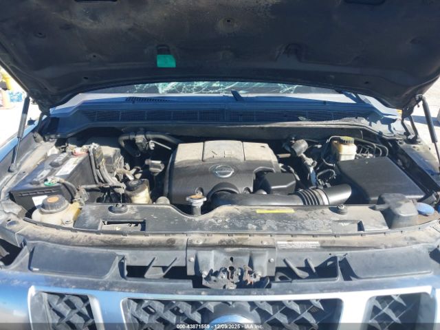 Nissan Titan Pro-4x Image 9