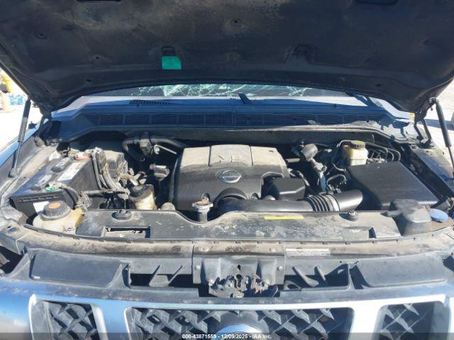 Nissan Titan Pro-4x Image 9