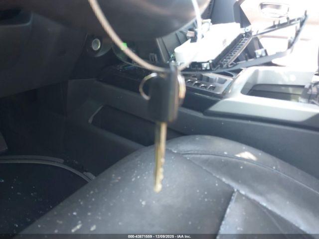 Nissan Titan Pro-4x Image 15