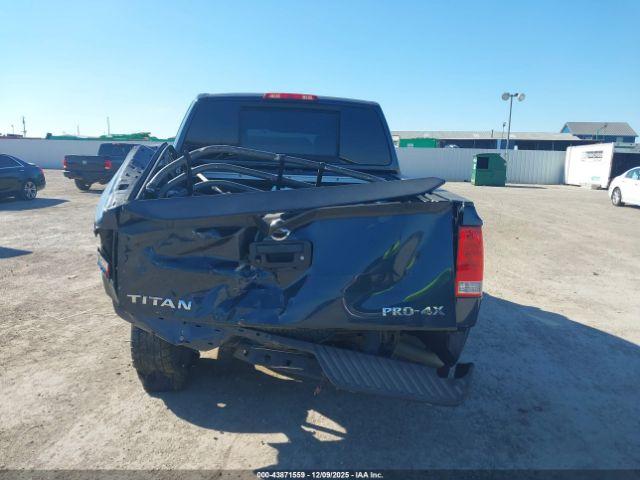 Nissan Titan Pro-4x Image 8