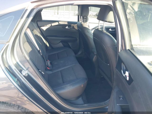 Kia Forte Gt-line Image 13