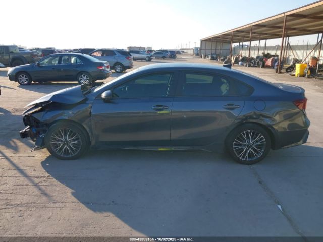 Kia Forte Gt-line Image 5