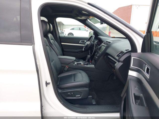 Ford Explorer Xlt Image 20