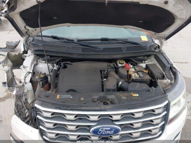 Ford Explorer Xlt Image 3