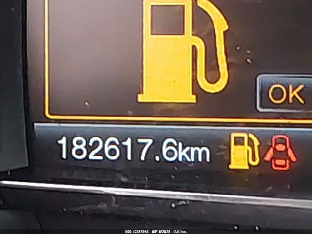 Ford Explorer Xlt Image 10