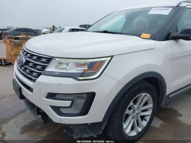 Ford Explorer Xlt Image 13