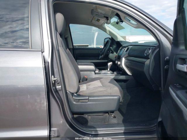 Toyota Tundra Sr5 Image 16