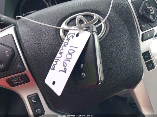 Toyota Tundra Sr5 Image 12