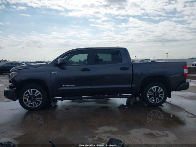 Toyota Tundra Sr5 Image 11