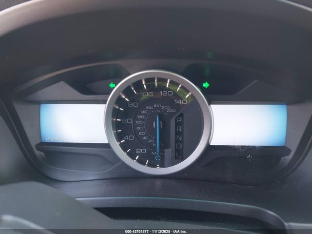 Ford Explorer Limited Image 11