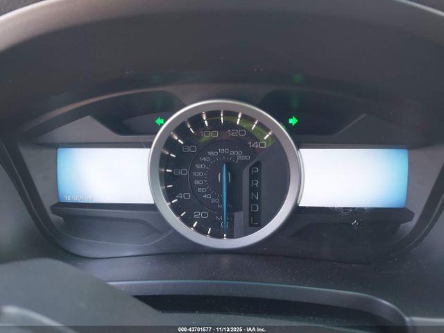 Ford Explorer Limited Image 11