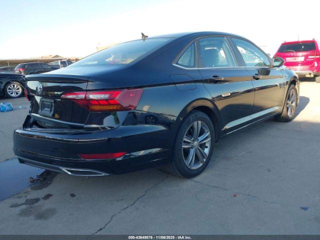 Volkswagen Jetta Image 3