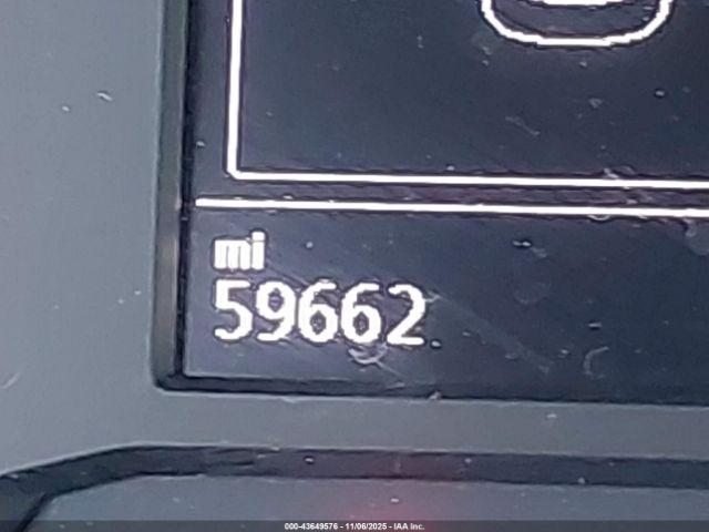 Volkswagen Jetta Image 8