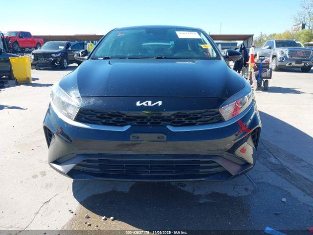 Kia Forte Lx Image 14