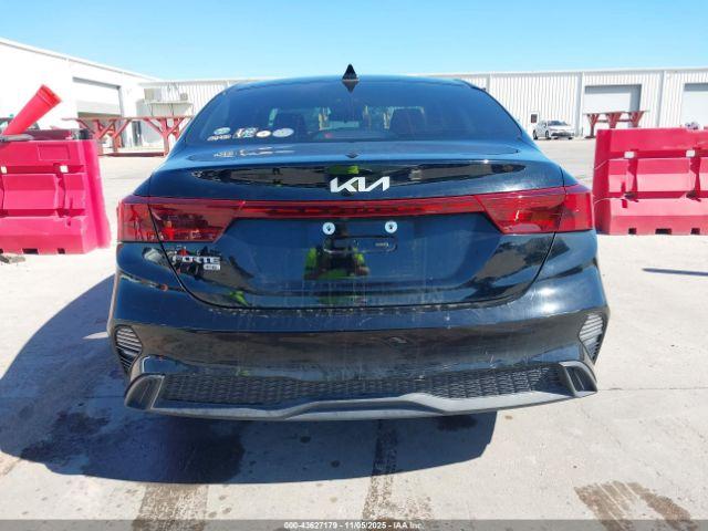 Kia Forte Lx Image 15