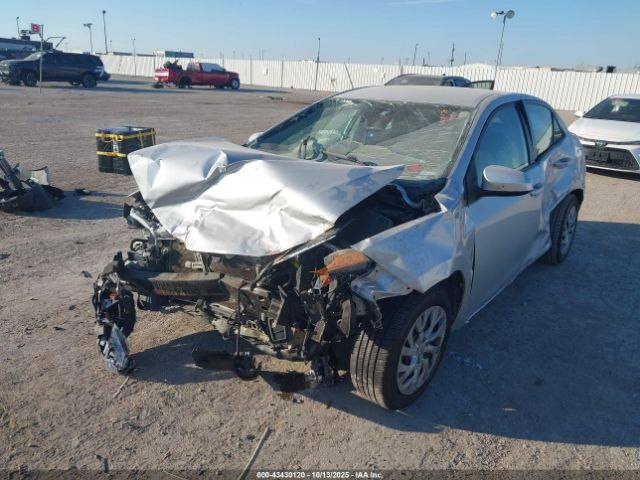 Toyota Corolla Le Image 8