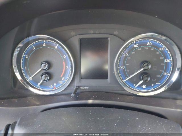 Toyota Corolla Le Image 3