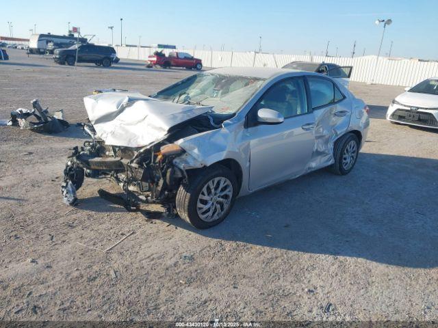 Toyota Corolla Le Image 2