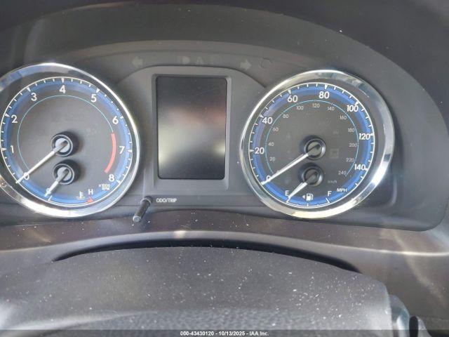 Toyota Corolla Le Image 4